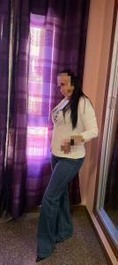 611570054: Chica busca chico en Alicante