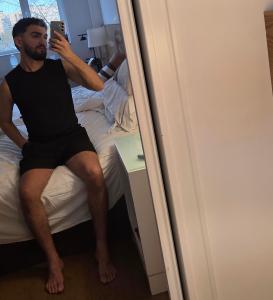 614473358: Chica busca chico en Madrid