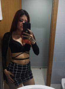 605235852: Chica busca chico en Madrid