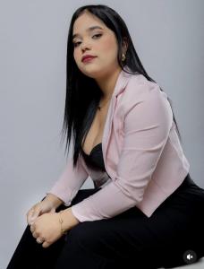 627574249: Chica busca chico en Madrid