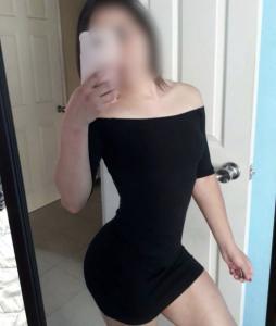 631061196: Chica busca chico en Málaga