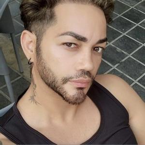 637388716: Chico busca chica en Valencia