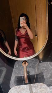 613816729: Chica busca chico en La Coruña