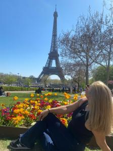 655778197: Chica busca chico en Ibiza