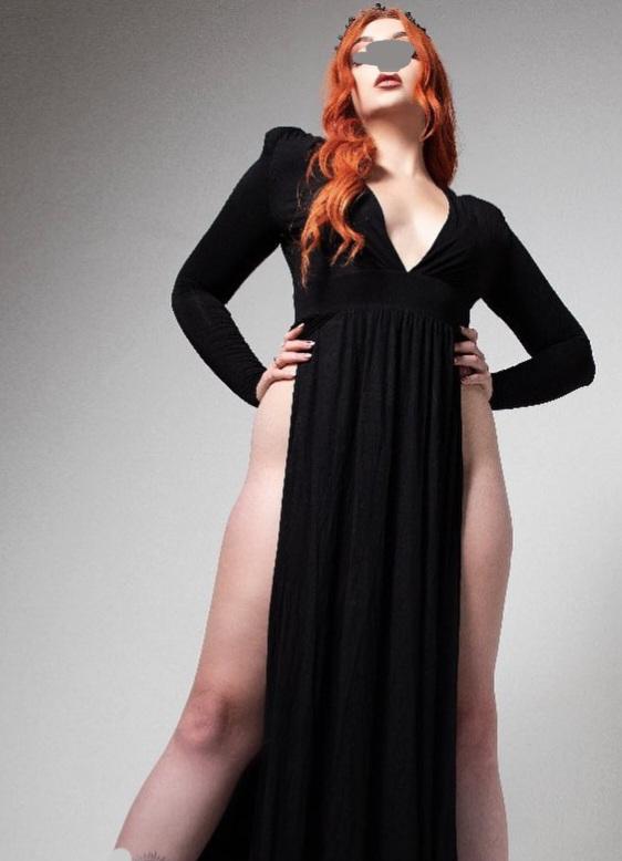 613686851: Chica busca chico en Sevilla