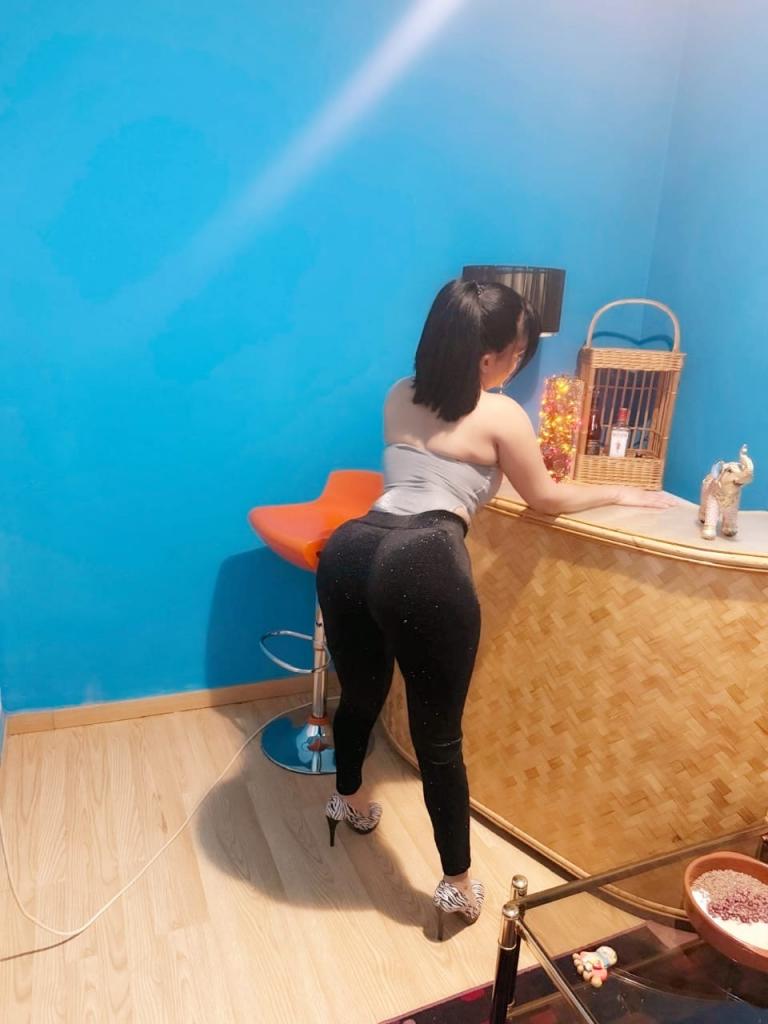 604113441: Chica busca chico en León