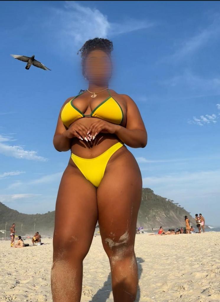 672957608: Chica busca chico en Cádiz