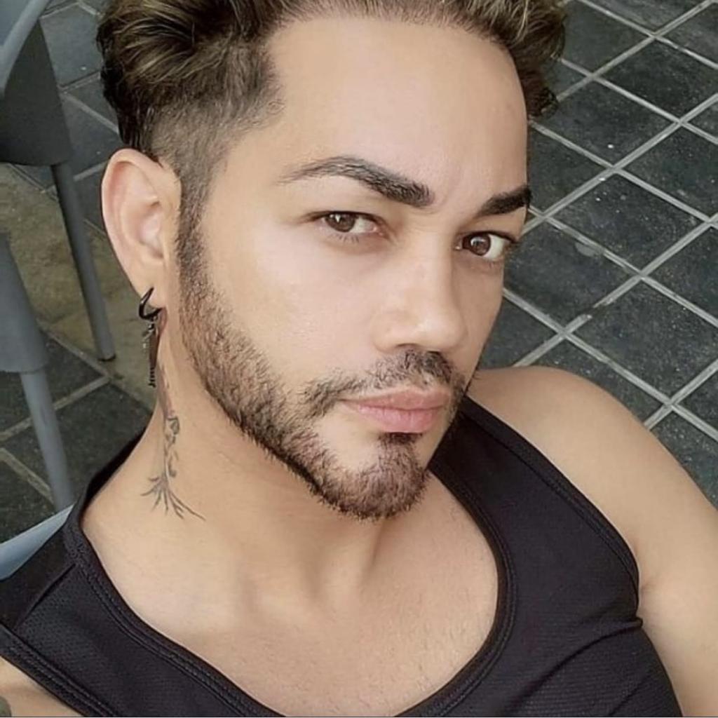 Chico busca chica en Valencia: 