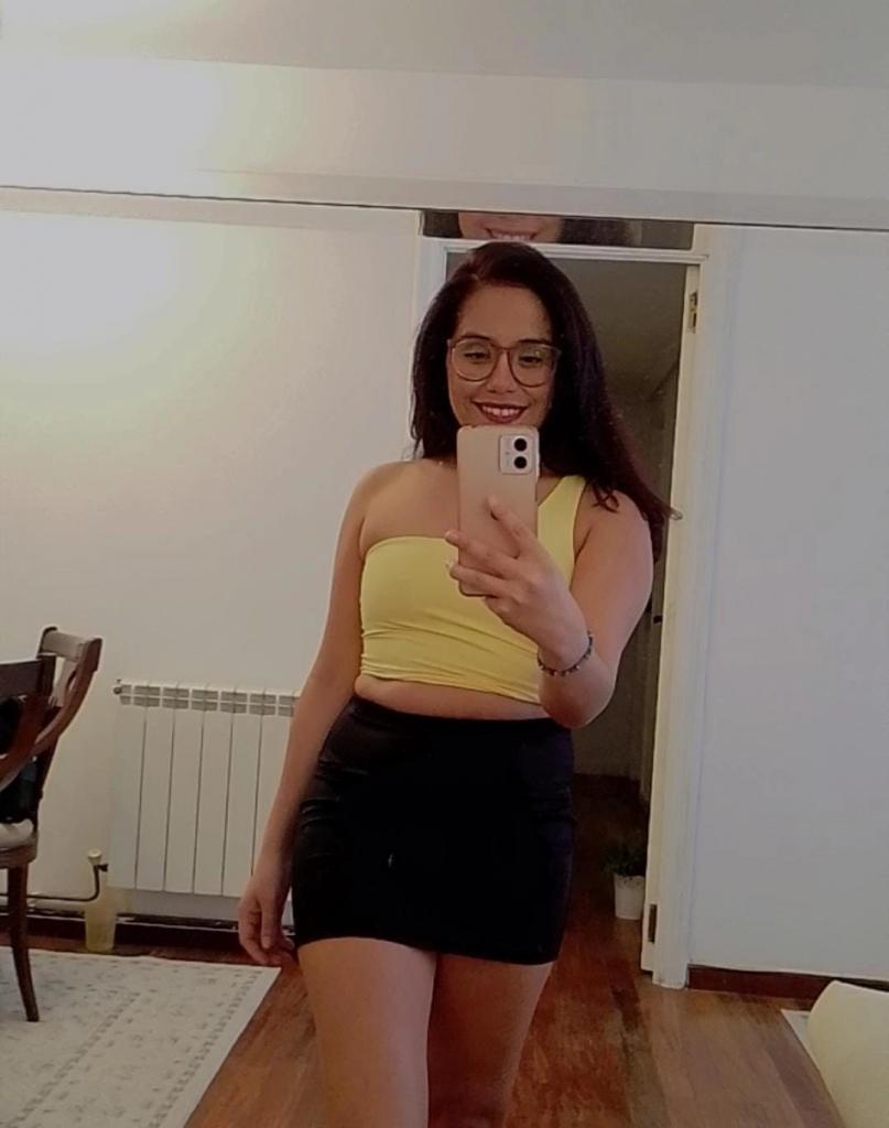 624691526: Chica busca chico en Sevilla