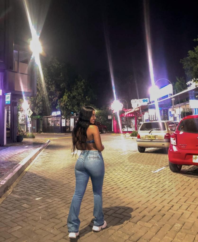 614874645: Chica busca chico en Tenerife