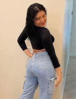 663180651: Chica busca chico en Sevilla