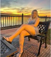 605487093: Chica busca chico en Granada