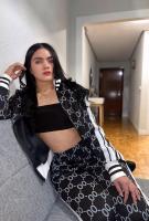 647613437: Chica busca chico en Lérida