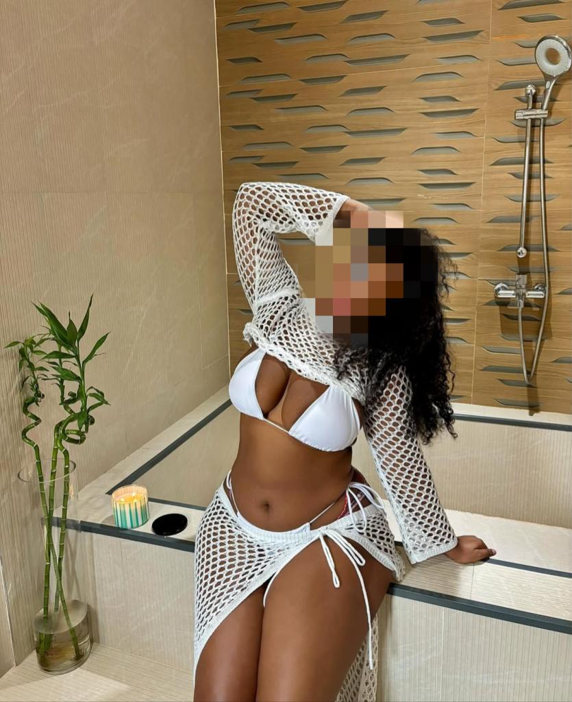 613252198: Chica busca chico en Alicante