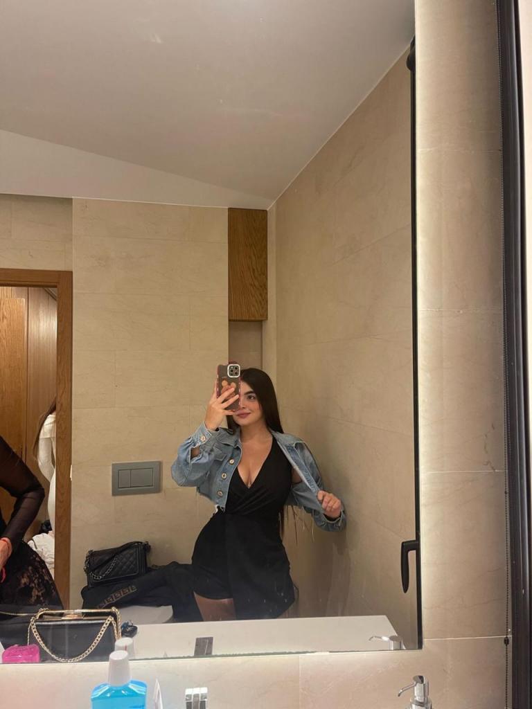 Chica busca chico en Barcelona: 