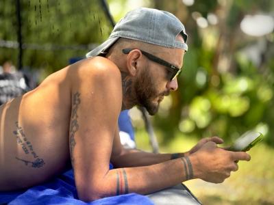 673111875: Chico busca chica en Tenerife