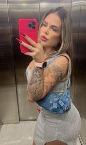 613786954: Chica busca chico en Barcelona