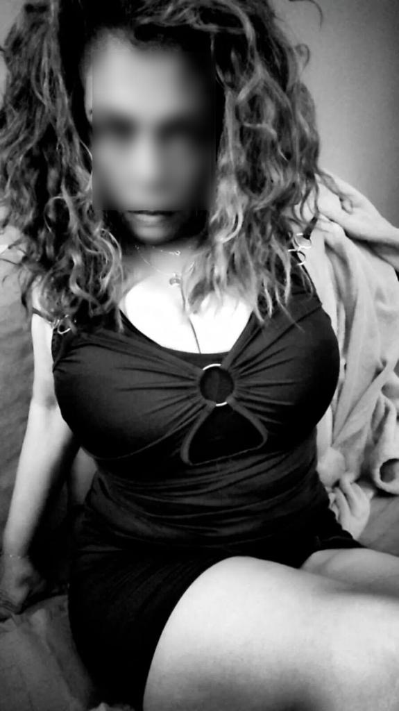 631753980: Chica busca chico en Ciudad Real