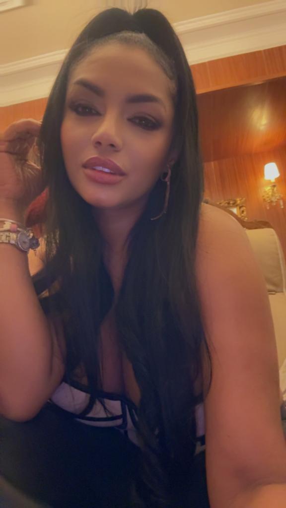 677699656: Chica busca chico en Alicante