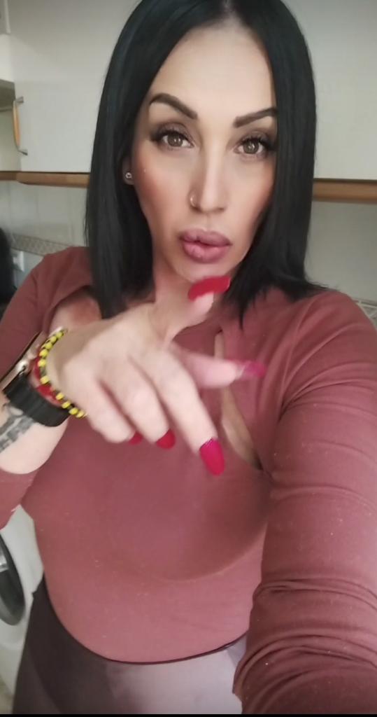 Chica busca chico en Madrid: 