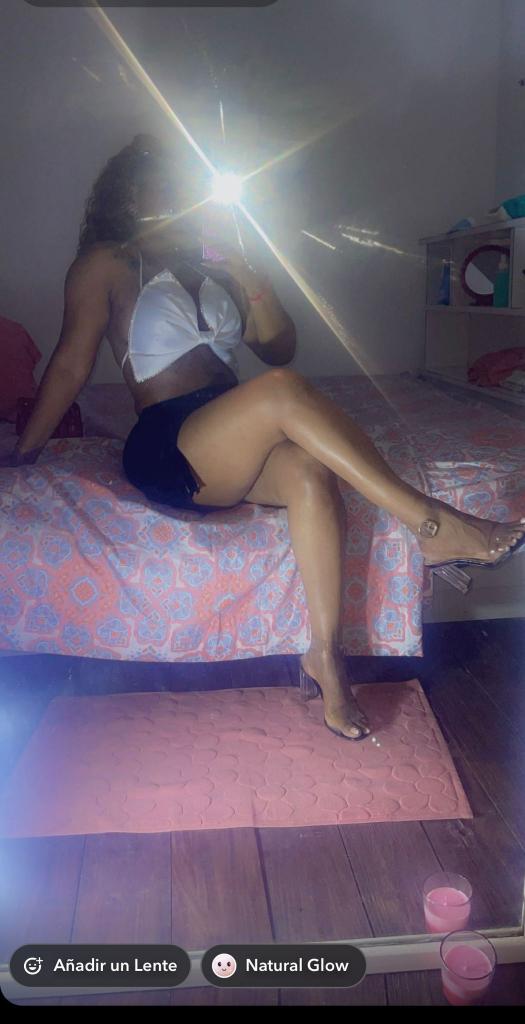 Chica busca chico en Las Palmas: Chica busca chico