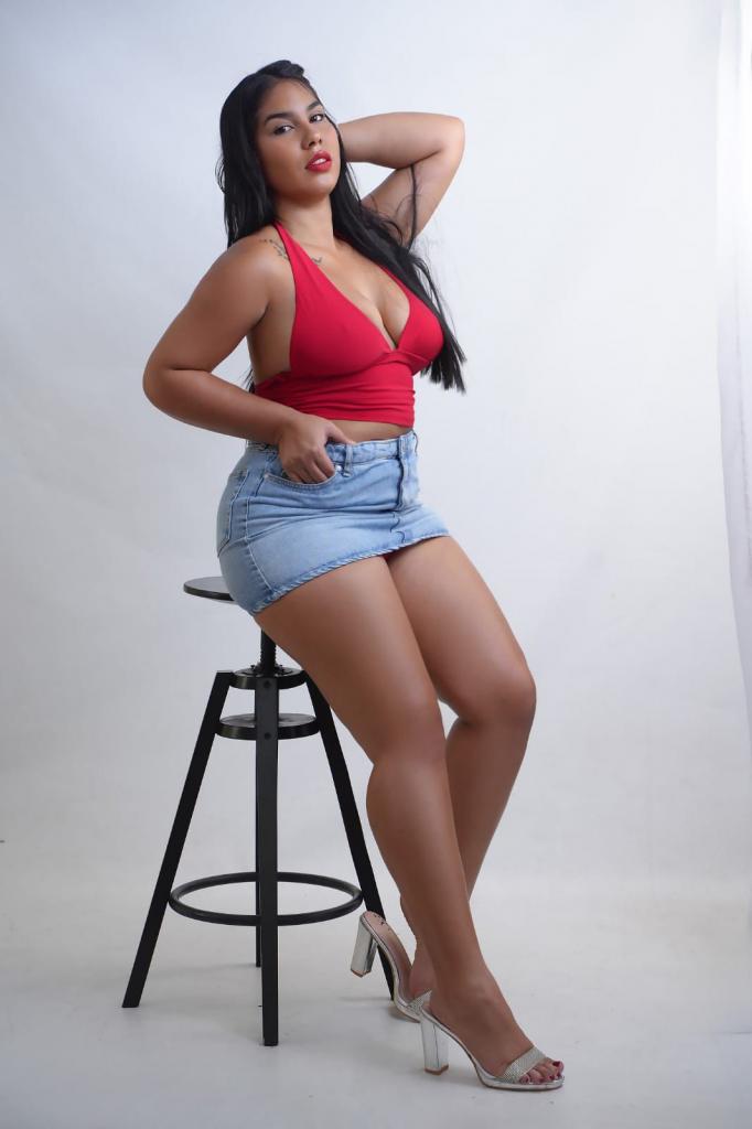 Chica busca chico en Valencia: Chica busca chico