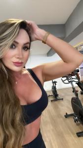 651511653: Chica busca chico en Madrid