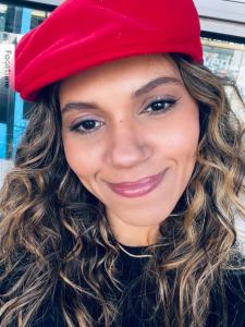 674475801: Chica busca chico en Alicante