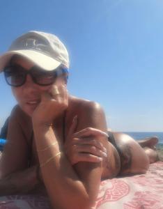 613205047: Chica busca chico en Pontevedra