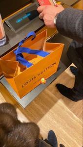 634357130: Chico busca chica en Barcelona