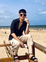 662089415: Chico busca chica en Valencia