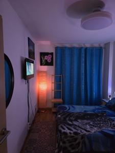 673664572: Chica busca chico en León