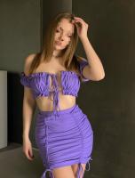 672954764: Chica busca chico en Barcelona